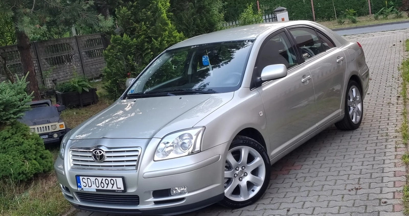 Toyota Avensis cena 19900 przebieg: 170000, rok produkcji 2004 z Wolbórz małe 781